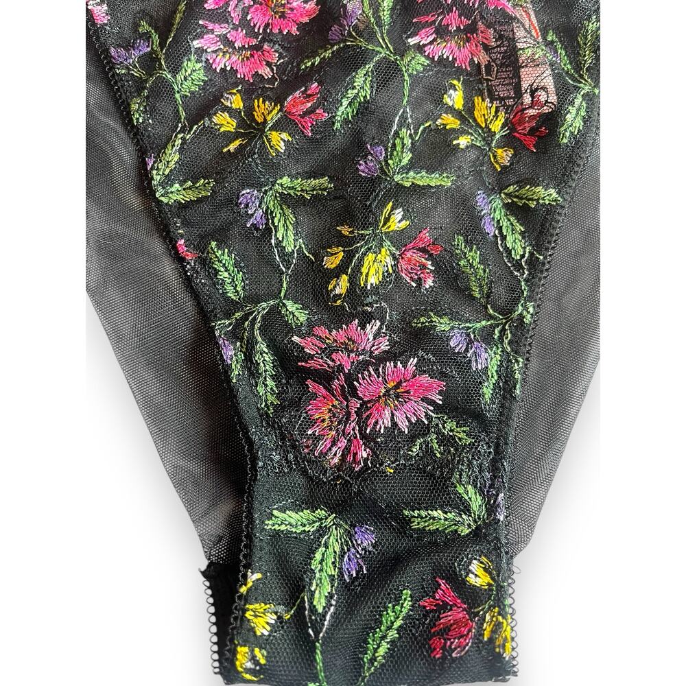 Victoria's Secret Very Sexy Embroidered Adjustable String Cheeky Panty Size XL - Picture 6 of 11